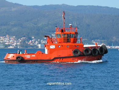 Barcos en el puerto de Vigo. 