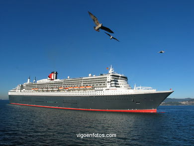 QUEEN MARY 2 (II) - CRUISE SHIP CUNARD