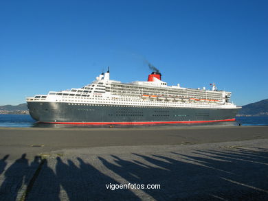 Queen Mary 2 . Transatlánticos - Cruceros.