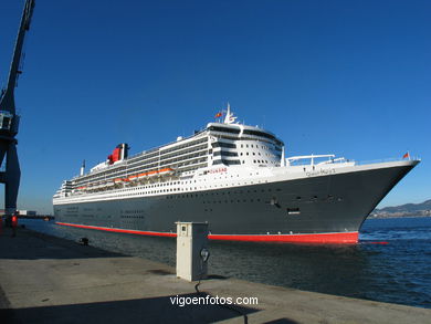 Queen Mary 2 . Transatlánticos - Cruceros.