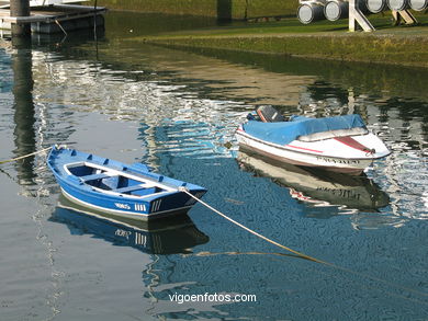 Barcas de remo. Veleros y barcas de remo.