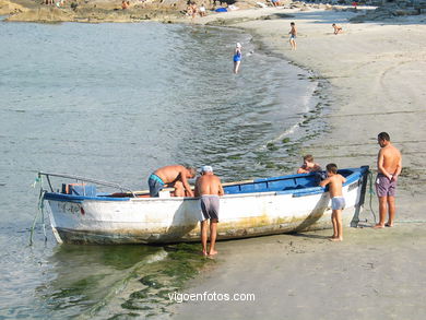 Barcas de remo. Veleros y barcas de remo.