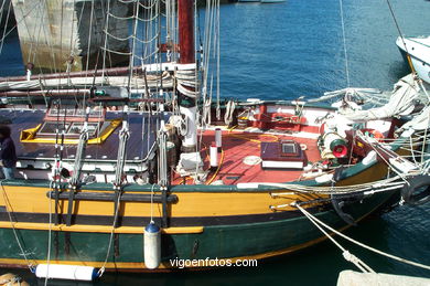 Sailboats - Sailing ships
(Sailboats and rowboats)
. 