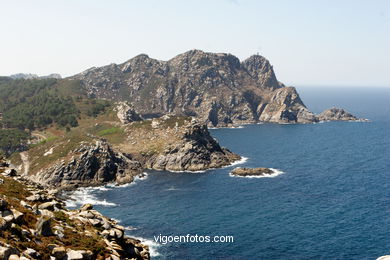 Acantilados de las Islas C�es (Vigo). 