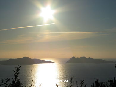 Vistas de las Islas Cíes desde el mar.