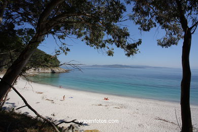 Playa Figueiras (Alemanes)
(Playas de las Islas C�es)
. 
