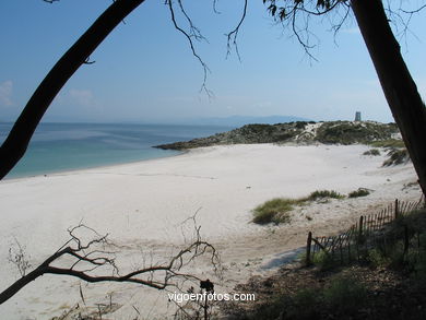 Playa Figueras o de los Alemanes - Islas C�es - Vigo. 