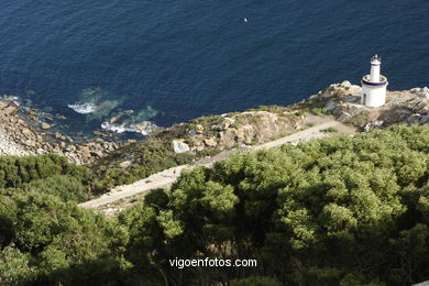 Faro da Porta
(Los faros de Cíes)
.