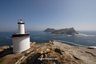 Faro da Porta
(Los faros de Cíes)
.