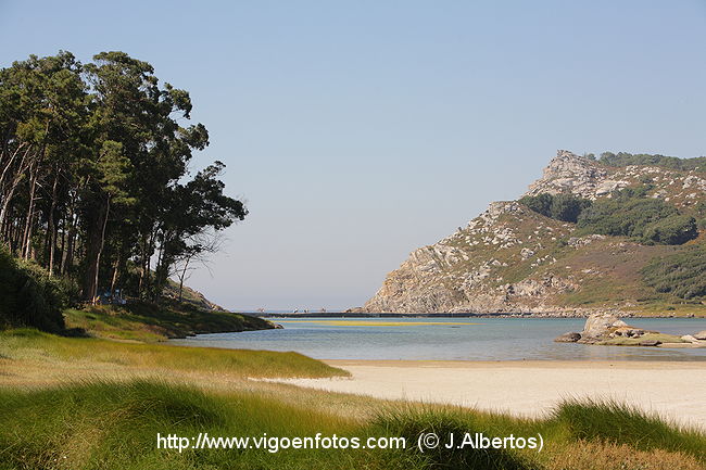 lago_nenos_islas_cies_g_4508p.jpg