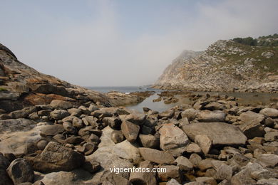 Litoral rocoso de las Islas Cíes (Vigo).