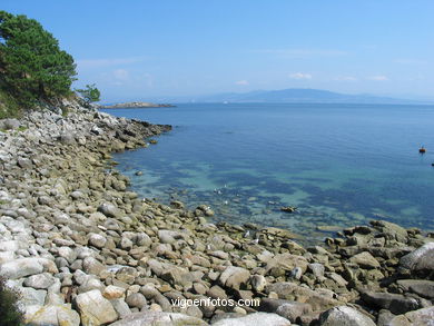 The rocky coast
(Landscapes of the islands)
. 
