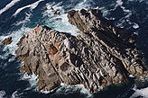 Litoral rocoso. Paisajes de las islas C�es. 