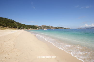 Playa de San Martiño - Islas Cíes - Vigo.