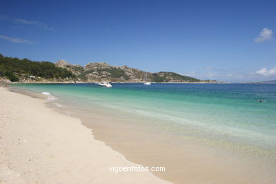 Playa de San Martiño - Islas Cíes - Vigo.