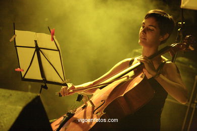 50 por ciento
(Conciertos de Castrelos 2006)
. 