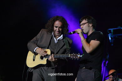 Teo Carralda e invitados. Concert 100 years Estrella Galicia. Castrelos, Vigo (12/08/2006).