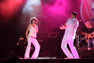 Semem up - Alberto Comesa�a. Amistades peligrosas. Concert 100 years Estrella Galicia. Castrelos, Vigo (12/08/2006). 