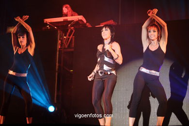 Ana Torroja. Canciones de Mecano. Concierto en Vigo. (22/07/2006). 