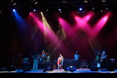 'Bebe', El Tío Calambres' and 'El Combo Linga'. Auditorium of Castrelos. Music Festival 'Para Vigo me voy' (Spain).
