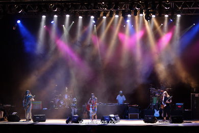 'Bebe', El Tío Calambres' and 'El Combo Linga'. Auditorium of Castrelos. Music Festival 'Para Vigo me voy' (Spain).