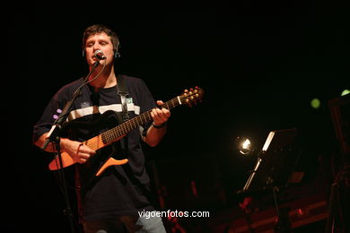 Milton Nascimiento (12/07/2006) - Auditorio de Castrelos. Festival de Música 'Para Vigo me voy'.
