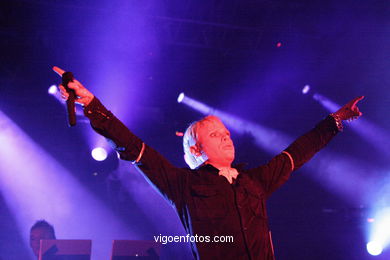 Bebe and 'El t�o calambres'. Para vigo me voy 2005. 