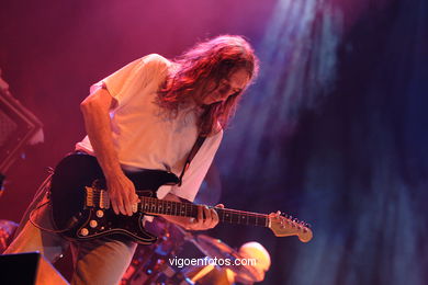Rosendo. Vigo Concert.(Spain).