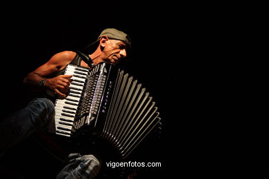Paolo Fresu P.A.F. Tr�o (18/06/2006) - Centro Cultural Caixanova - Festival de Jazz Imaxinasons 2006 - Vigo. 