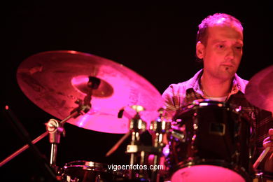 Emilio Huete. Jazz - Imaxinasons 2006.