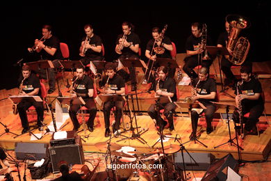 Imaxina Jazz Orquestra
(Jazz - Imaxinasons 2006)
.