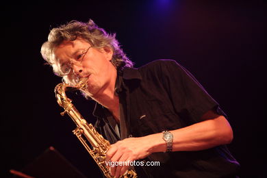 Williem Breuker Kollektief. Jazz - Imaxinasons 2006.