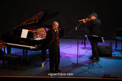Luis Vidal - Vermeer (24/06/2006) - Martín Códax - Festival de Jazz Imaxinasons 2006 - Vigo.