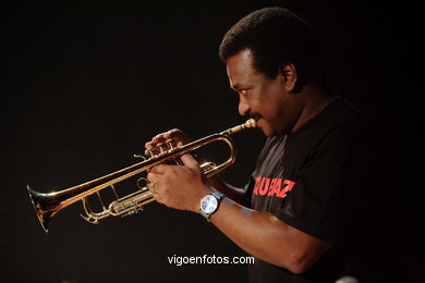 Peque Jazz con Eloy Arenas (01/07/2006) - Auditorio Municipal - Festival de Jazz Imaxinasons 2006 - Vigo. 