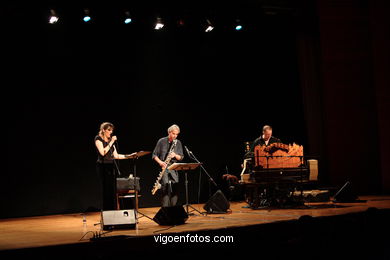 Michael Riessler Trío
(Jazz - Imaxinasons 2006)
.
