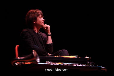 Louis Sclavis - Napolis Wall (25/06/2006) - Centro Cultural Caixanova - Festival de Jazz Imaxinasons 2006 - Vigo.