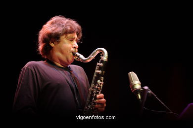 Louis Sclavis - Napolis Wall (25/06/2006) - Centro Cultural Caixanova - Festival de Jazz Imaxinasons 2006 - Vigo.