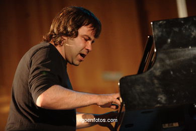 Sumrr� (17/06/2006) - Auditorio Mart�n C�dax - Festival de Jazz  Imaxinasons 2006 - Vigo. 