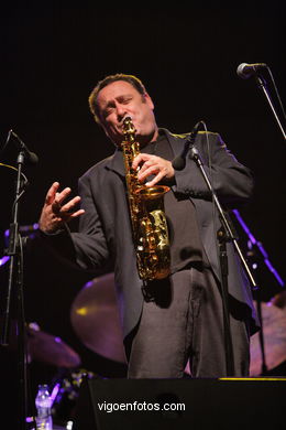 Gilad Atzmon & The Orient House Ensemble - Praza do Rei (29/06/2007) - Festival of Jazz Imaxinasons 2007 - Vigo (Spain).