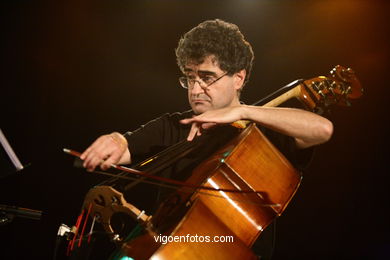 Renaud Garc�a-Fons & Jean-Louis Matinier -  Auditorium Mart�n C�dax (22/06/2007) - Festival of Jazz Imaxinasons 2007 - Vigo (Spain). 