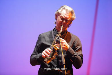 Jan Garbarek Group Featuring Manu Katche(21/06/2007) - Centro Cultural Caixanova - Festival de Jazz Imaxinasons 2007 - Vigo. 