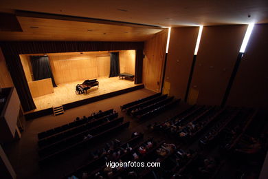 RAUL SANTOS - PIANO -  GENERATION 2000+5 - VIGO - SPAIN