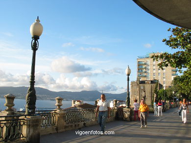 Calle Alfonso XII
(El casco viejo de Vigo)
. 