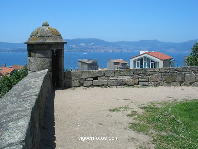 Muralla del Castillo de San Sebastián
- (Ver mapa).
