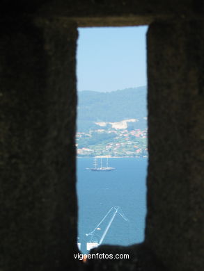 Muralla del Castillo de San Sebastián.