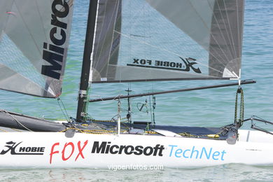 II Raid R�as Baixas de Catamaranes a Vela - Salida en playa del Vao. 