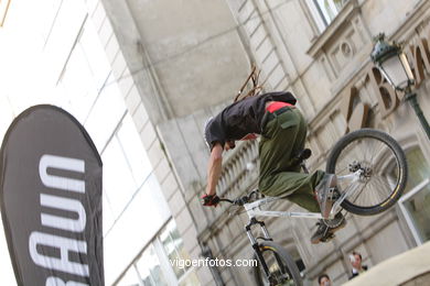 Exhibici�n de Mountain Bike en Pr�ncipe. . 