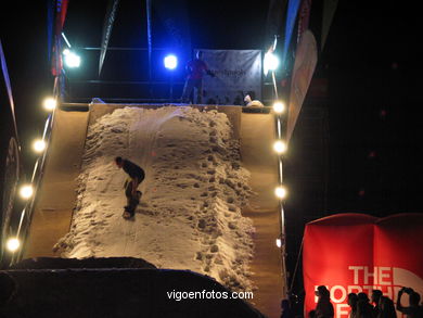 Snowboard en Samil - 2004. 