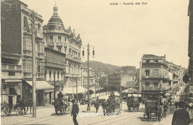 Puerta del Sol (1900-10). 