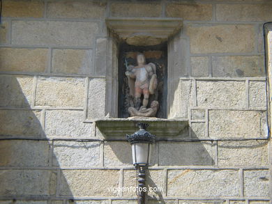 Iglesia de Bouzas (1577)
- (Ver mapa).